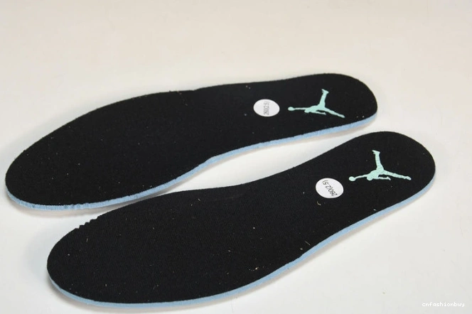 1 Jordan CQ9828-131 Low Green Air Island 0720